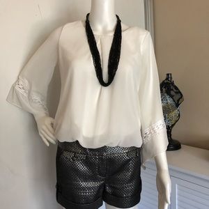 Blouse white